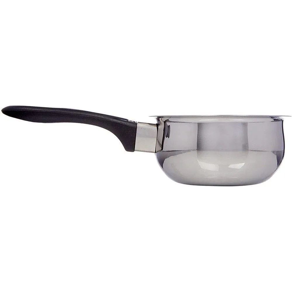 Casserole bombée en inox avec bec verseur 10cm tous feux